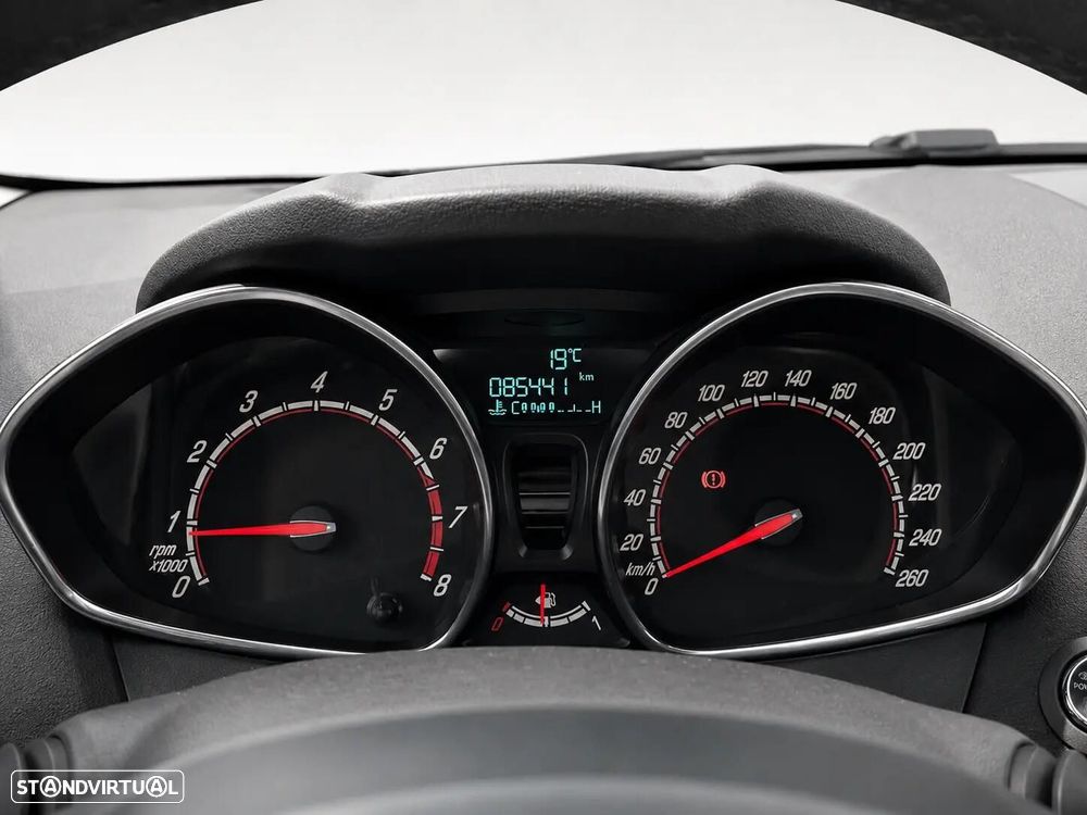 Ford Fiesta 1.6 EcoBoost c/ Pack Pele Desportiva ST - 15