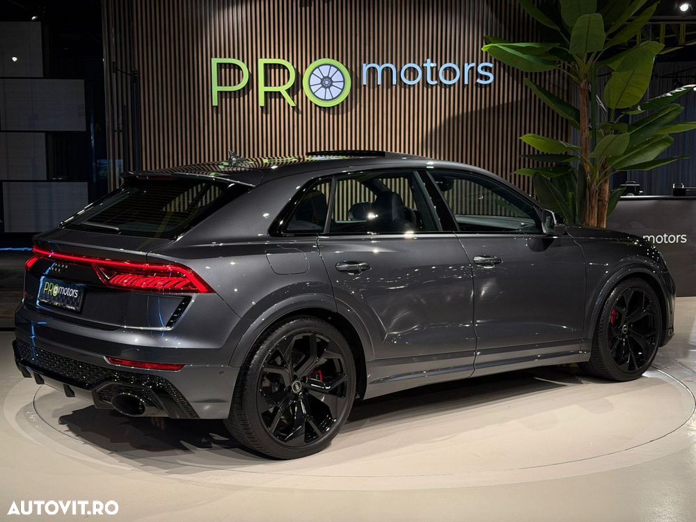 Audi RS Q8 - 33