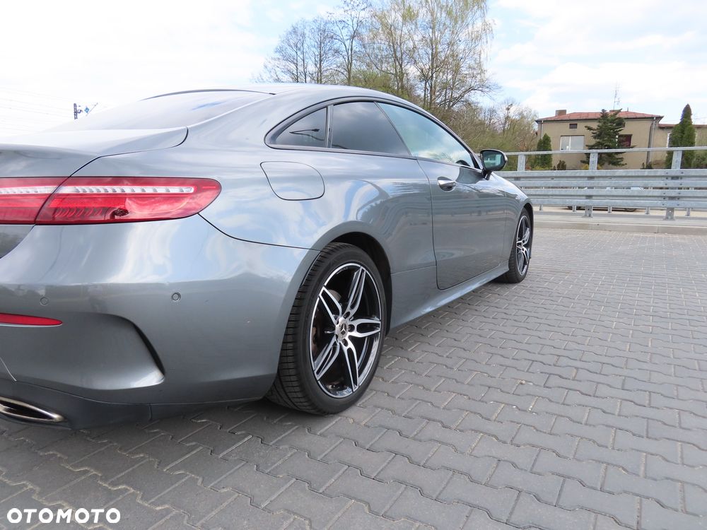 Mercedes-Benz Klasa E - 6