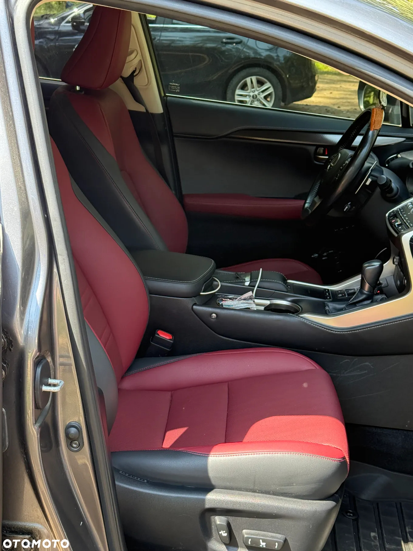 Lexus NX - 11