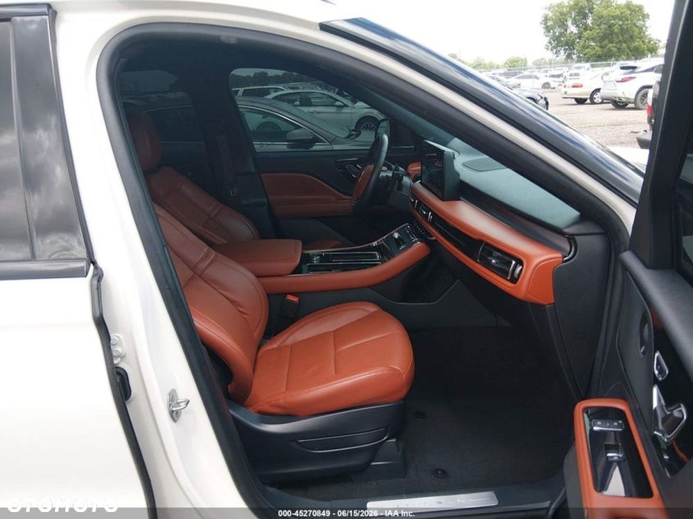Lincoln Aviator - 10