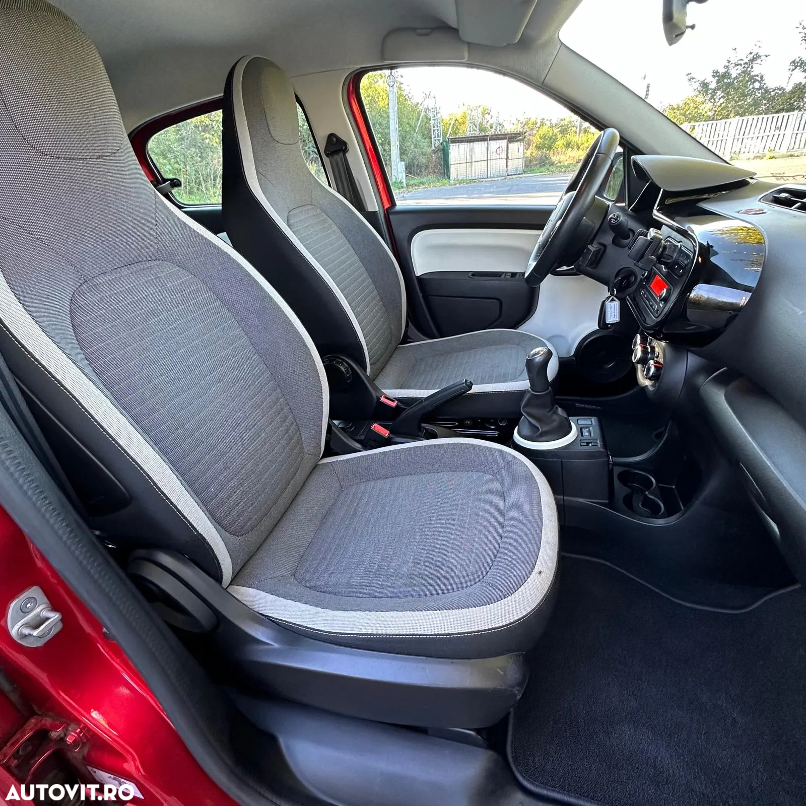 Renault Twingo SCe 75 INTENS - 7