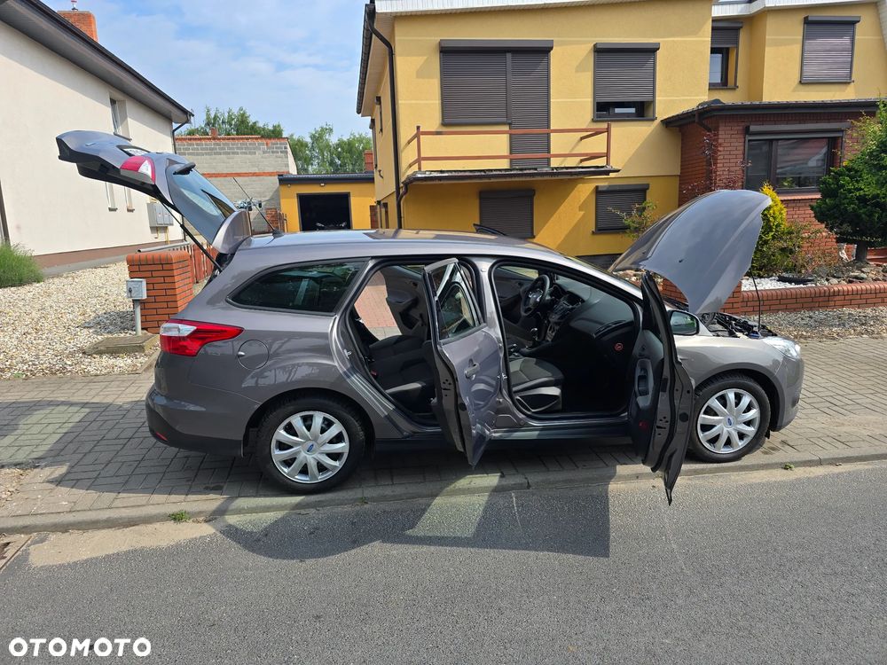 Ford Focus - 17