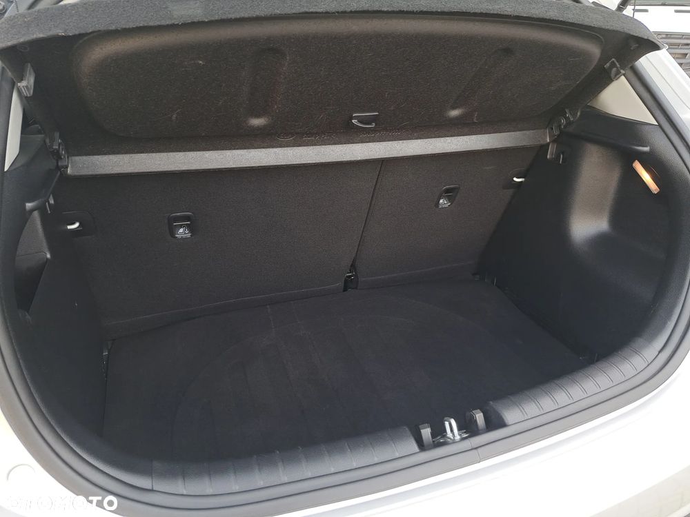 Kia Rio 1.2 M - 17