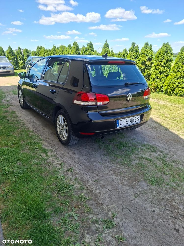 Volkswagen Golf 1.6 TDI Highline - 8