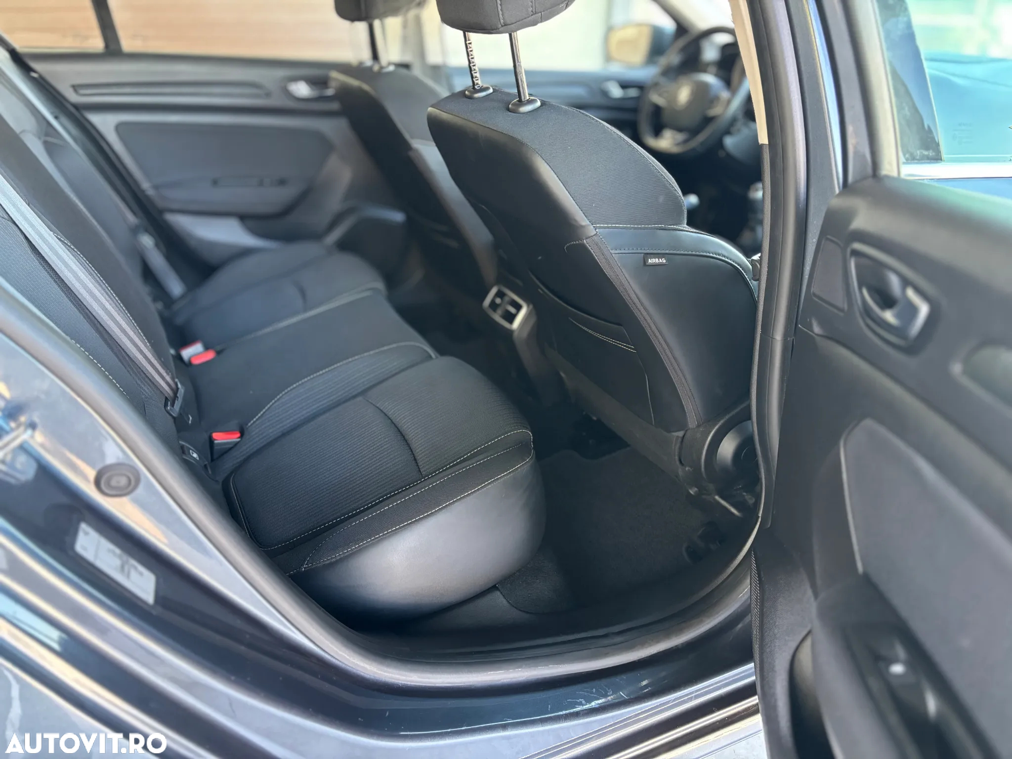 Renault Megane BLUE dCi Business - 21