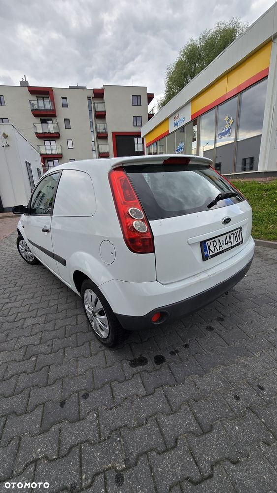 Ford Fiesta 1.4 TDCI - 5