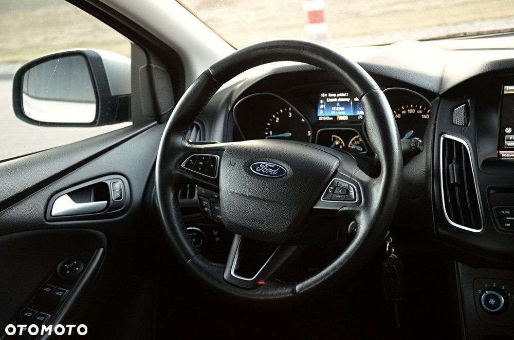 Ford Focus - 19
