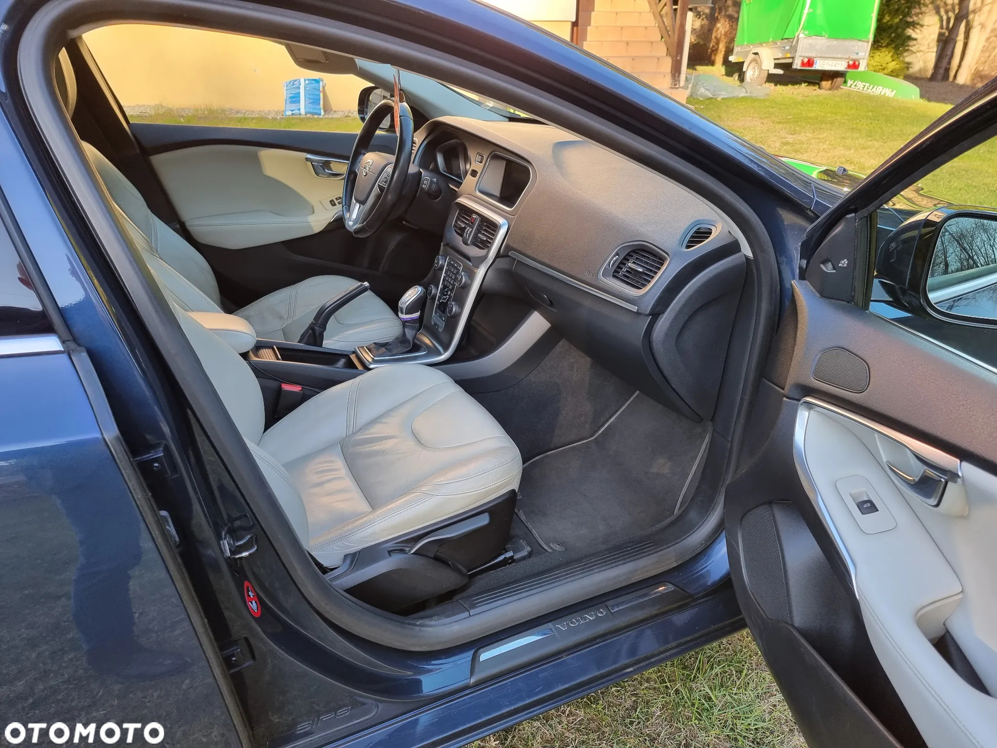 Volvo V40 - 18