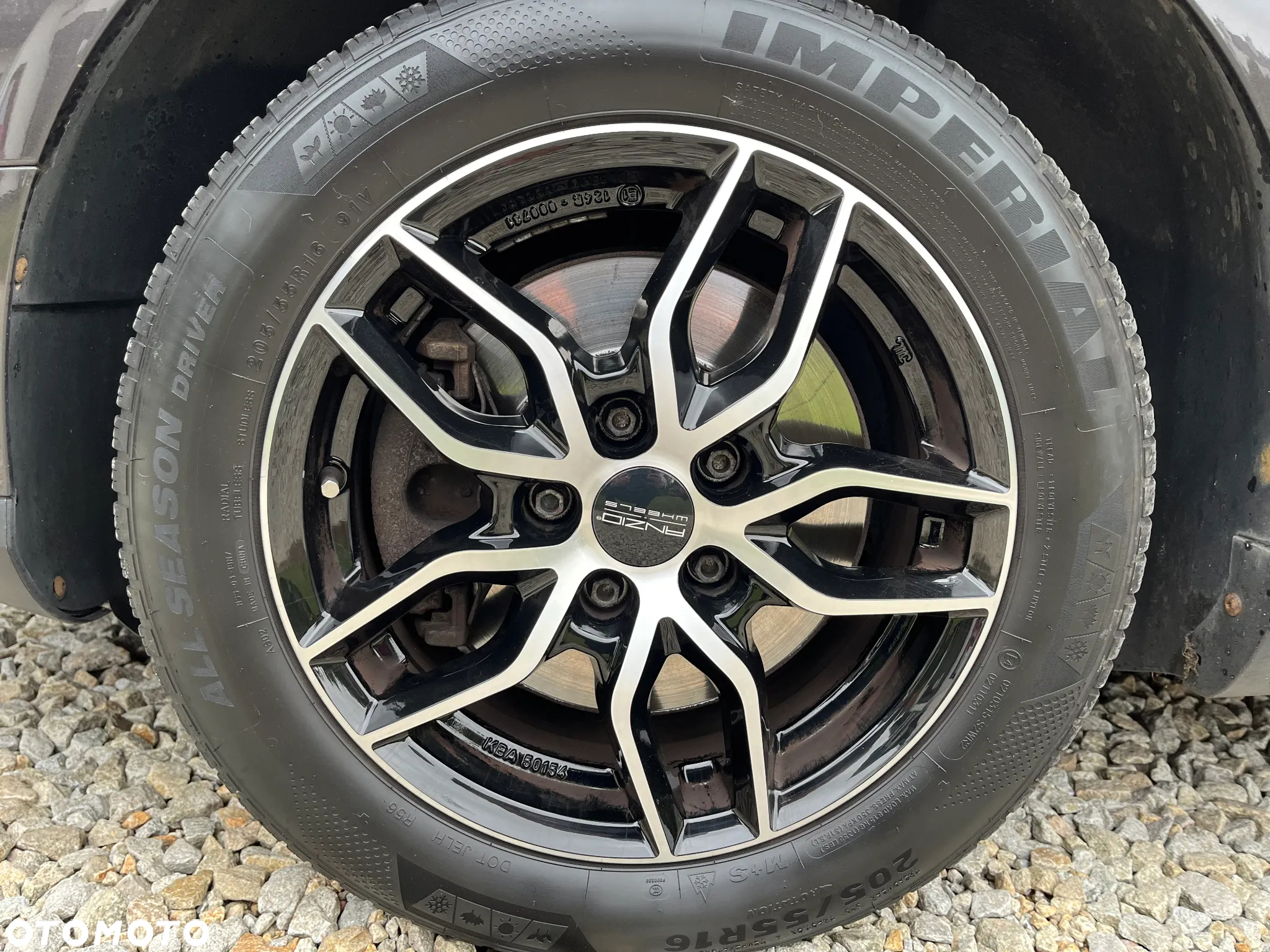 Volkswagen Passat 2.0 TDI DPF Comfortline - 28