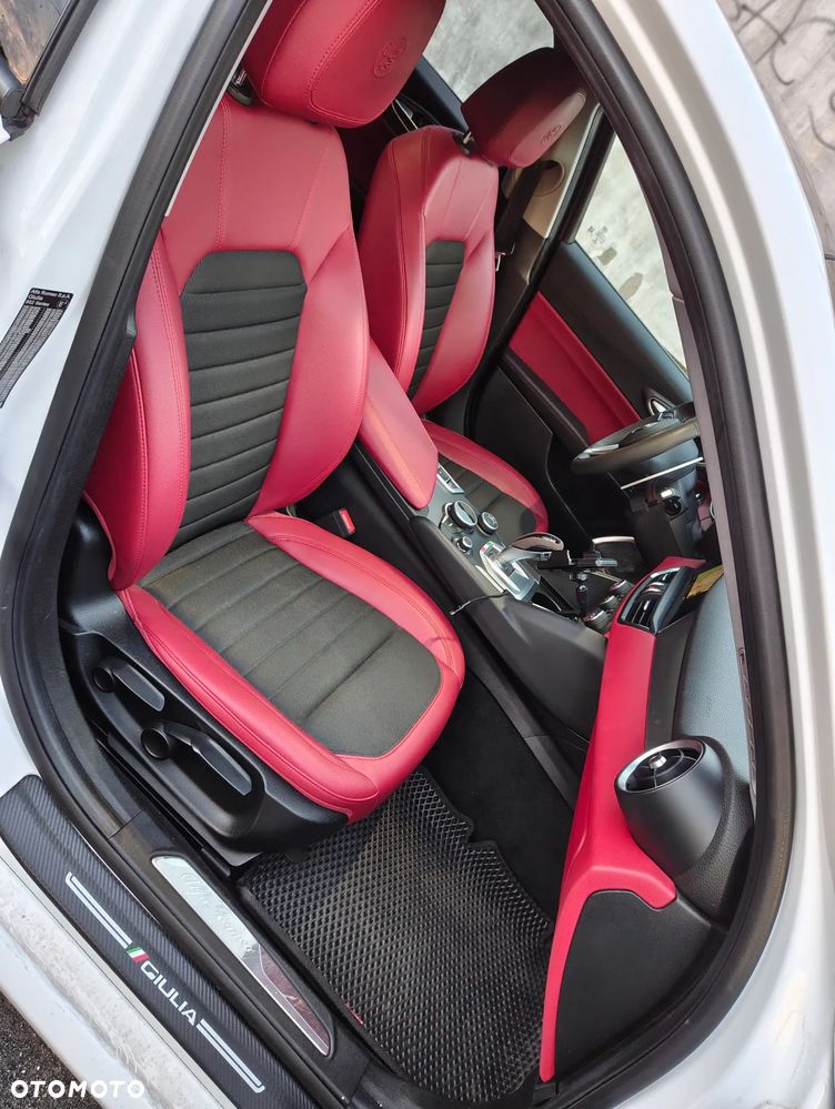 Alfa Romeo Giulia 2.0 Turbo Super - 18