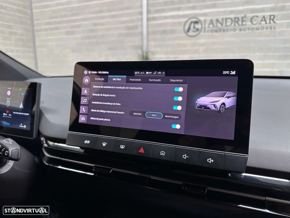 MG MG4 77 kWh Extended Range Luxury - 29