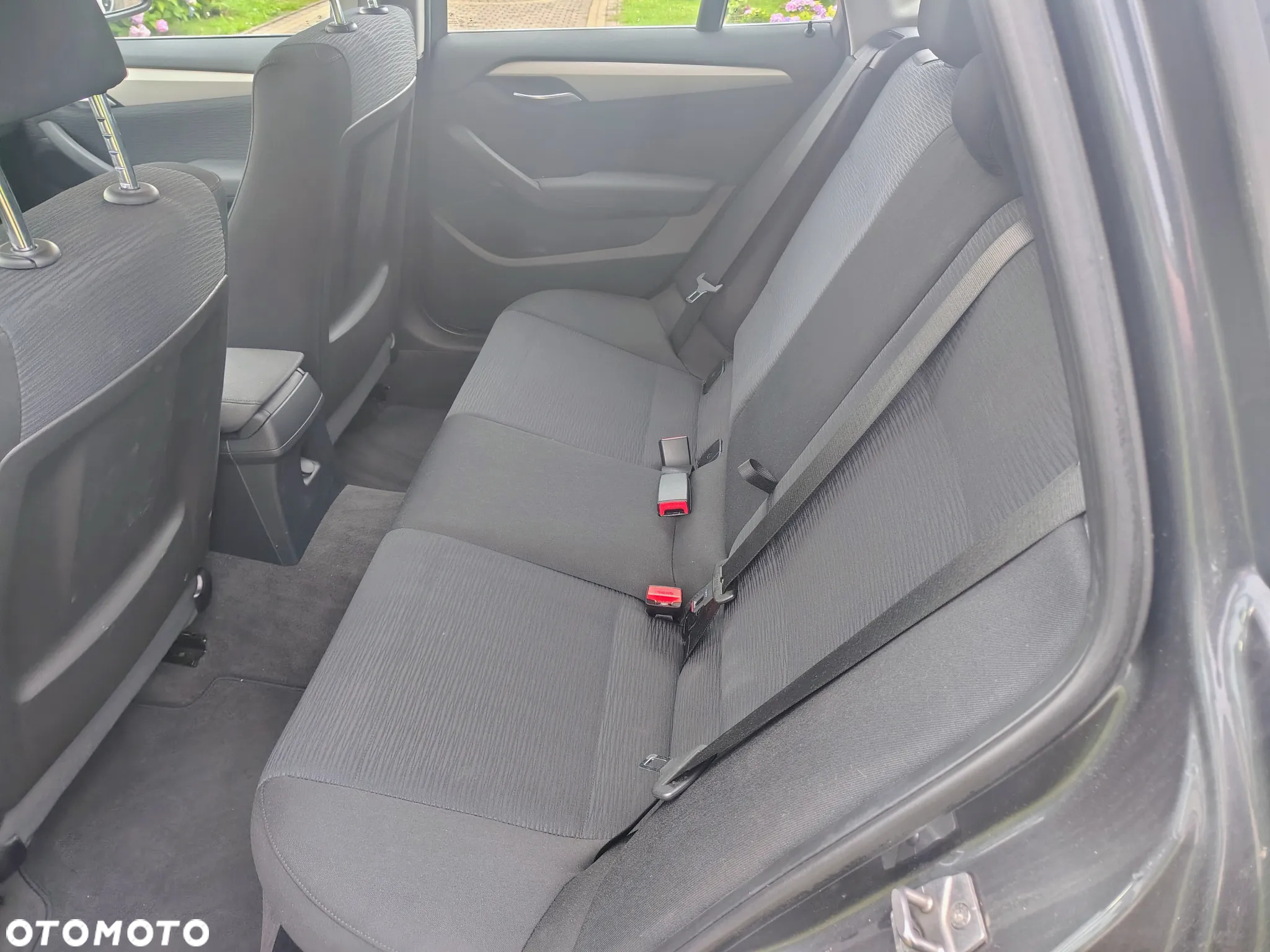 BMW X1 sDrive16d - 13