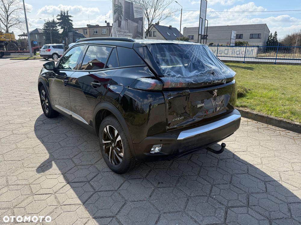Peugeot 2008 BlueHDi 100 STOP & START Active - 4