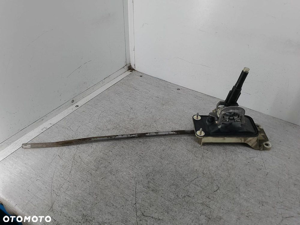 LEWAREK ZMIANY BIEGÓW VW GOLF IV 1J0711149 1.4 16V - 1