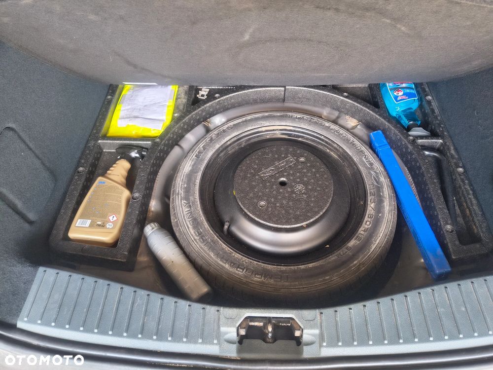 Ford C-MAX 1.6 Ambiente - 13