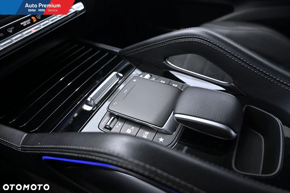 Mercedes-Benz GLE - 11