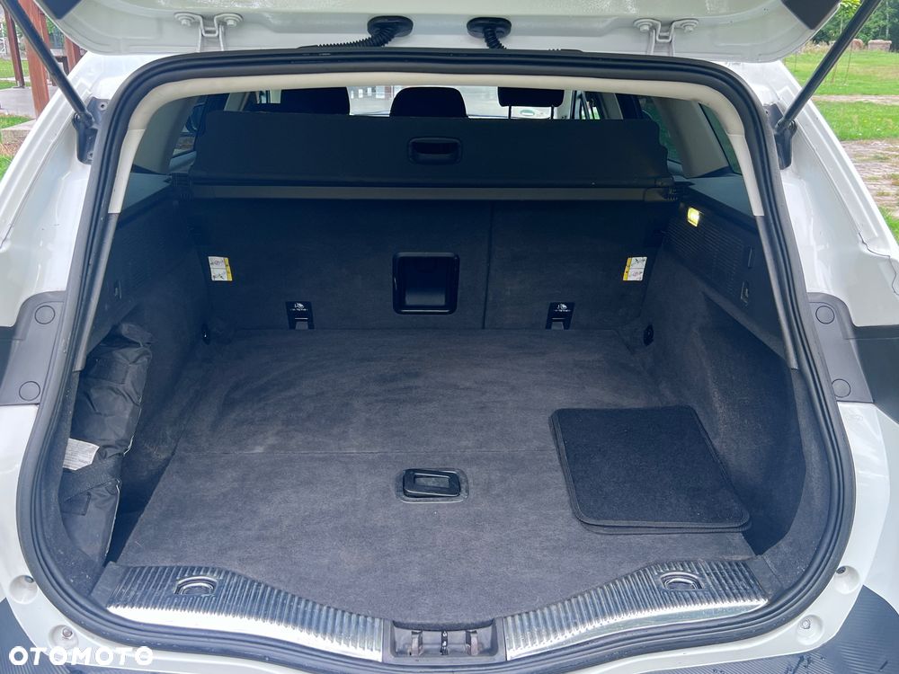 Ford Mondeo 2.0 TDCi Titanium - 11