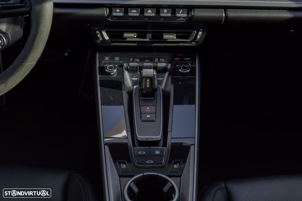 Porsche 911 (992) Carrera PDK - 34