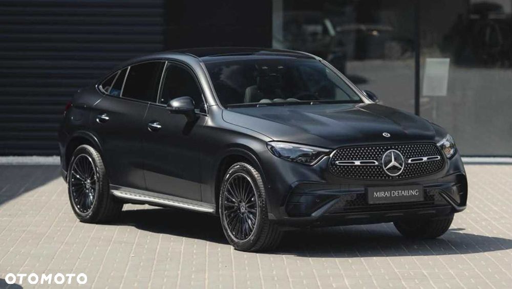 Mercedes-Benz GLC - 1