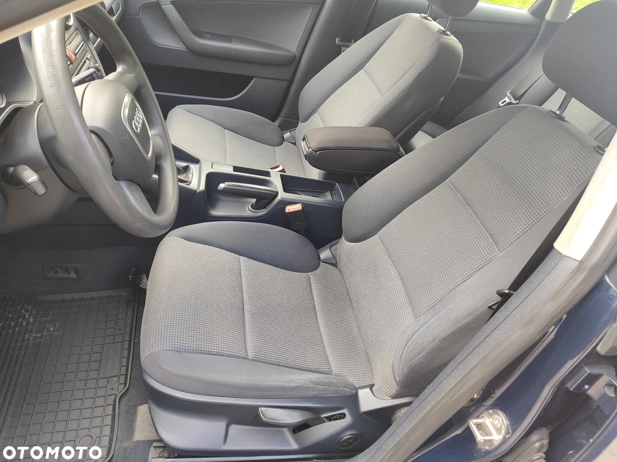 Audi A3 Sportback 1.6 Ambiente - 35