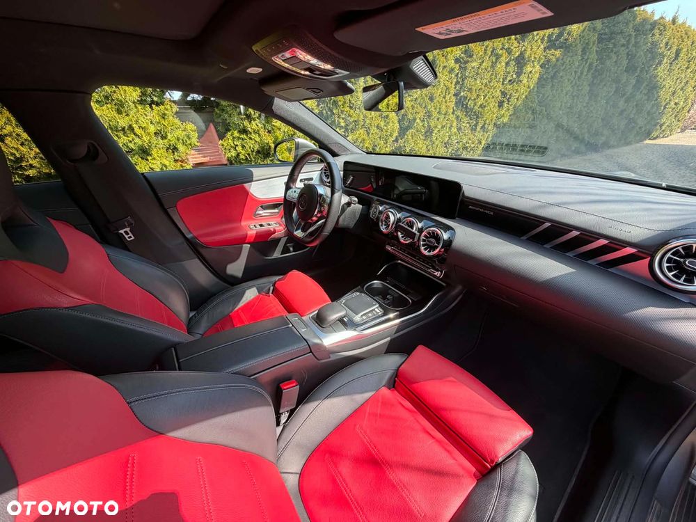 Mercedes-Benz CLA - 8