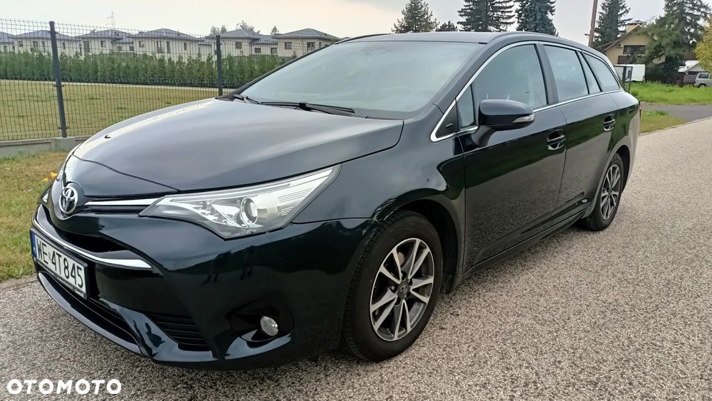 Toyota Avensis - 6