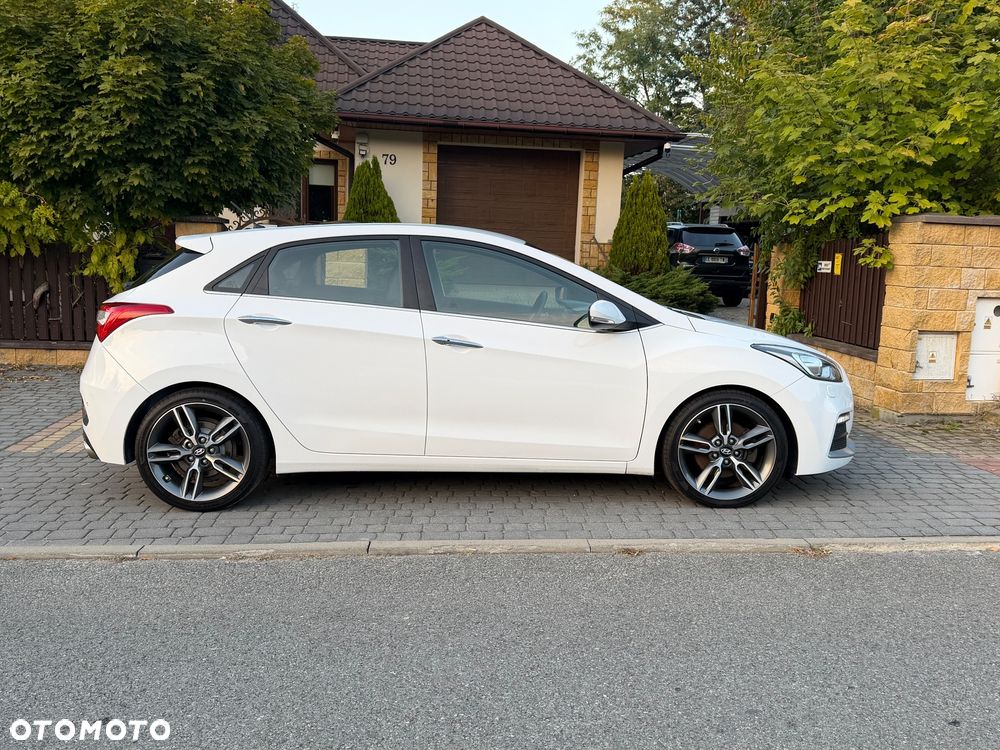 Hyundai i30 - 16