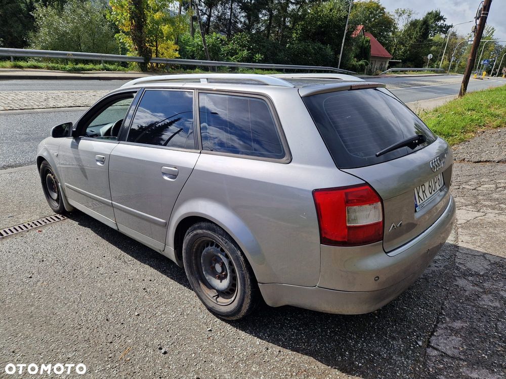 Audi A4 Avant - 1