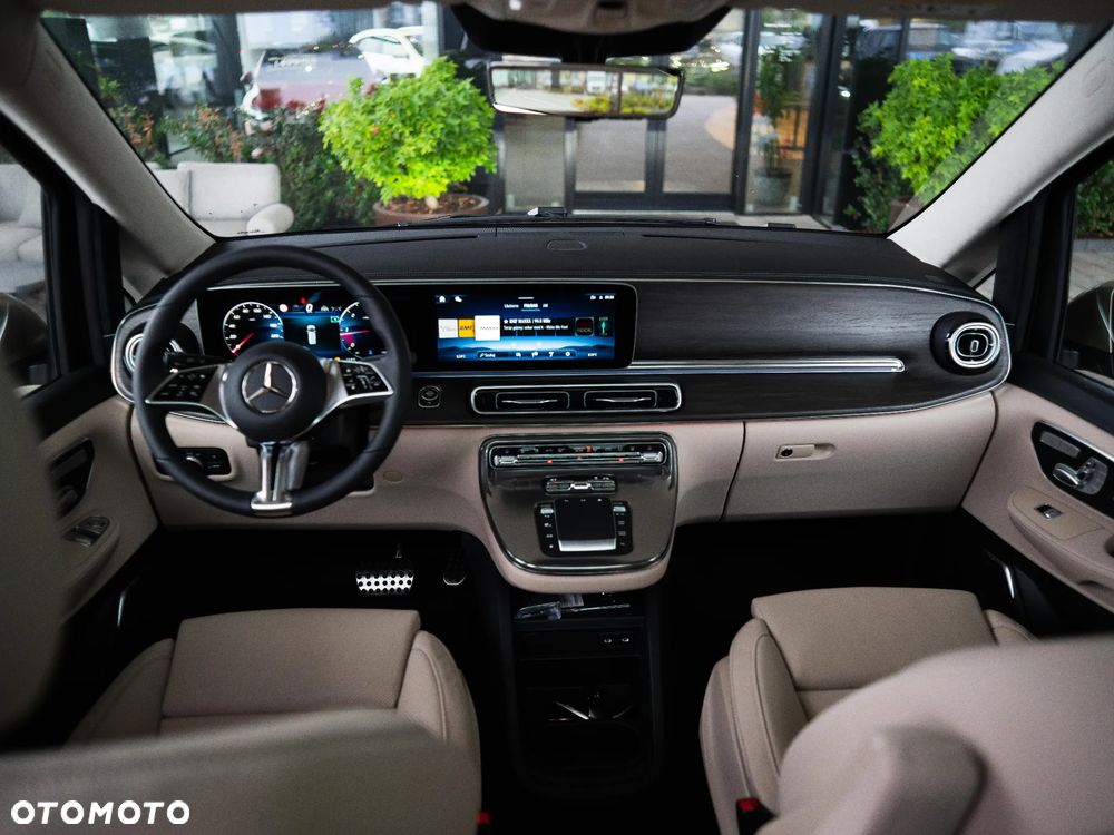 Mercedes-Benz Klasa V 300 d 4-Matic Exclusive 9G-Tronic (d³ugi) - 15