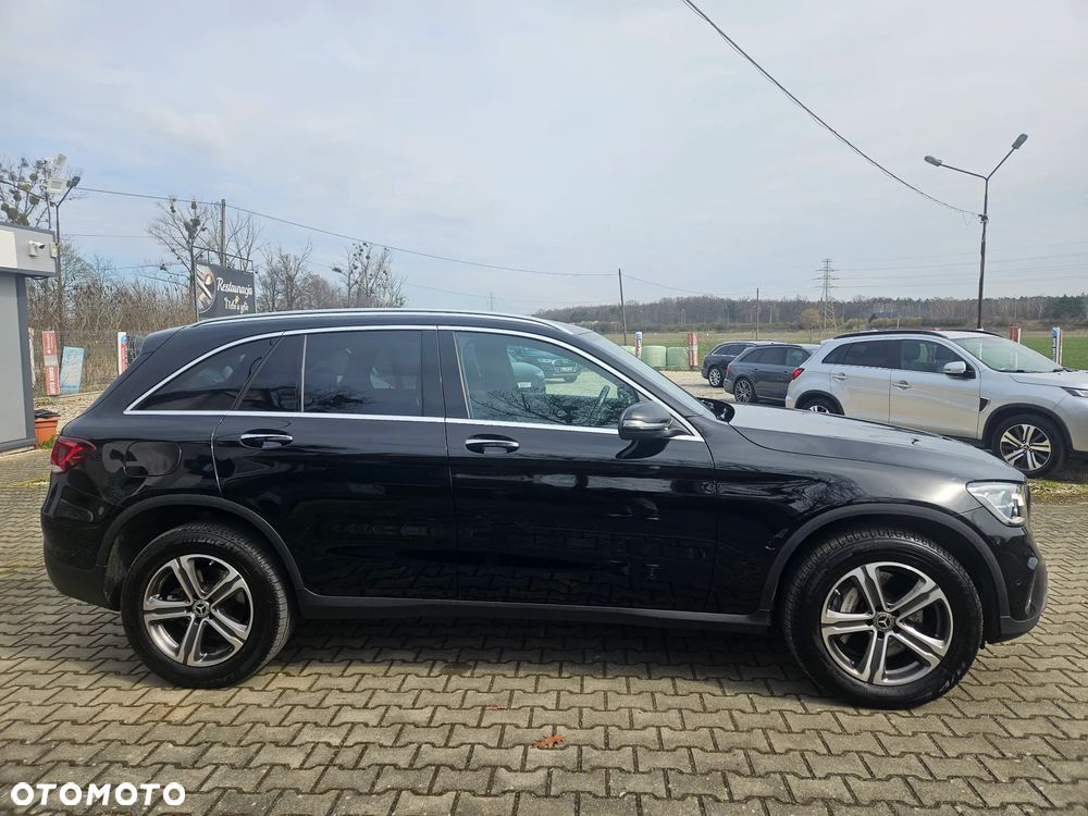 Mercedes-Benz GLC 300 e 4-Matic - 5