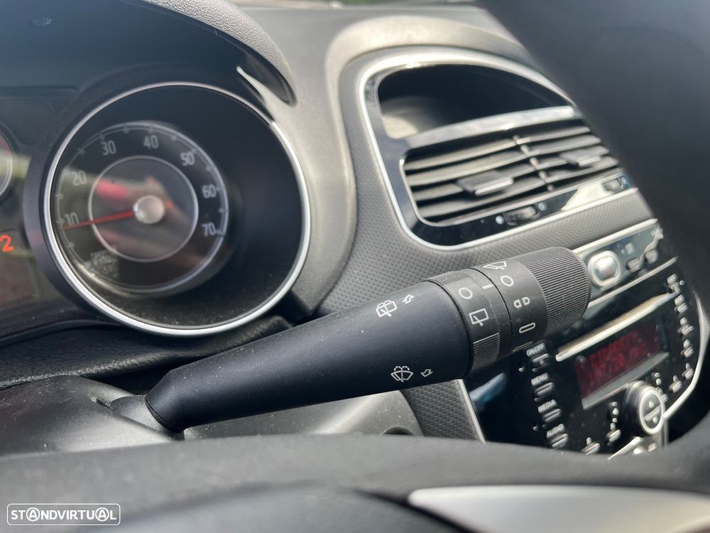 Fiat Punto 1.2 Lounge S&S - 32