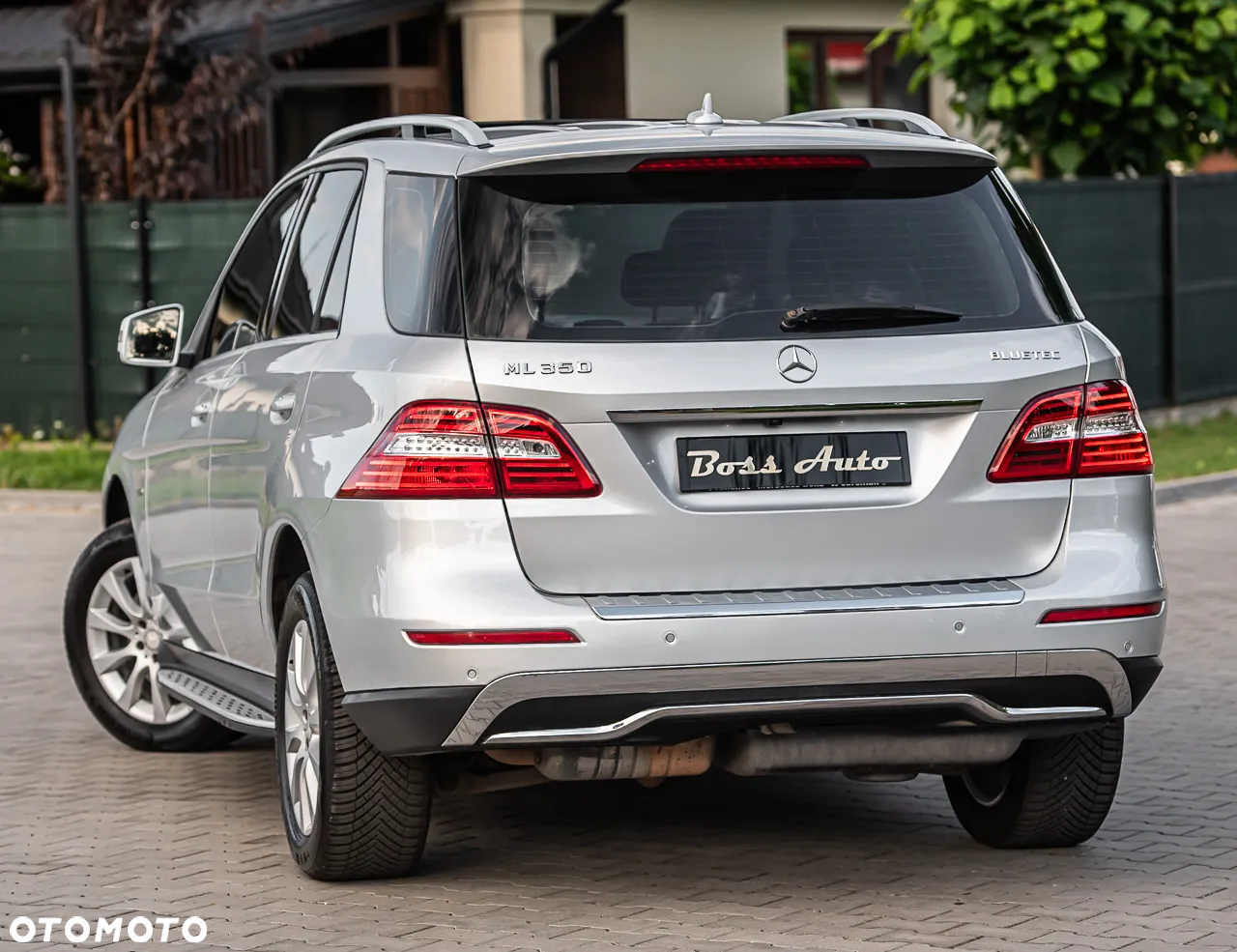 Mercedes-Benz ML 350 BlueTec 4-Matic - 8
