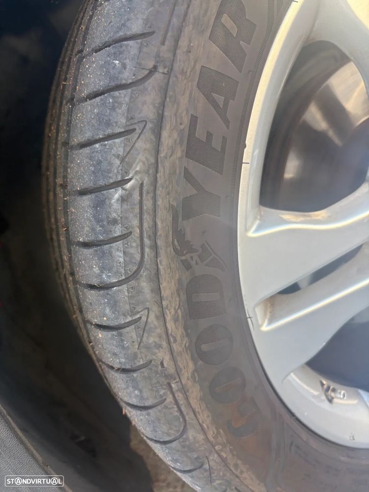 Mercedes-Benz GLA 180 CDi Urban - 10
