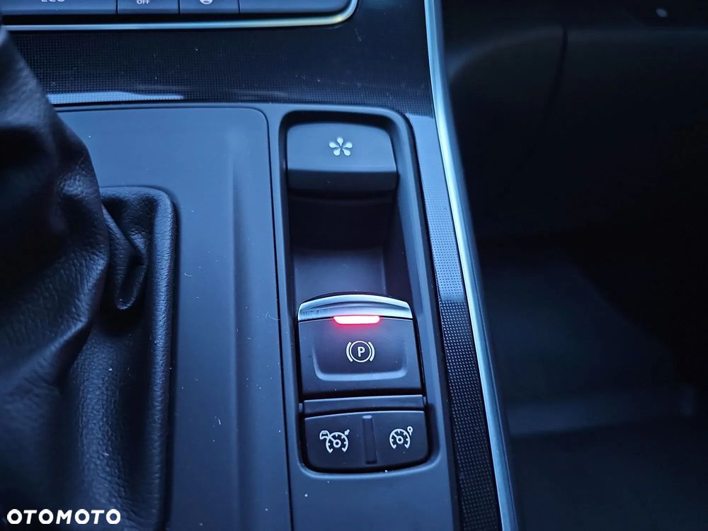 Renault Scenic 1.6 dCi Bose EDC - 30