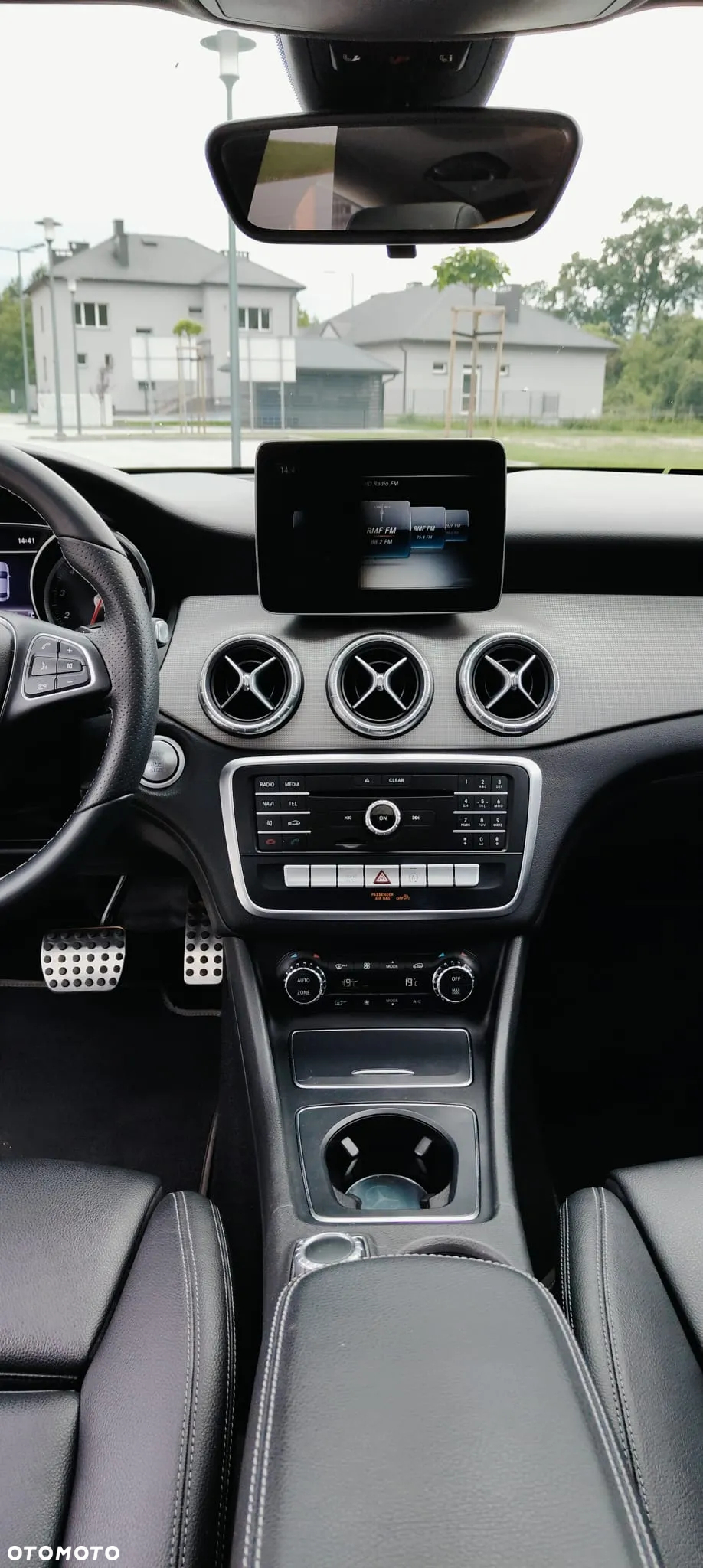 Mercedes-Benz CLA 250 7G-DCT - 13