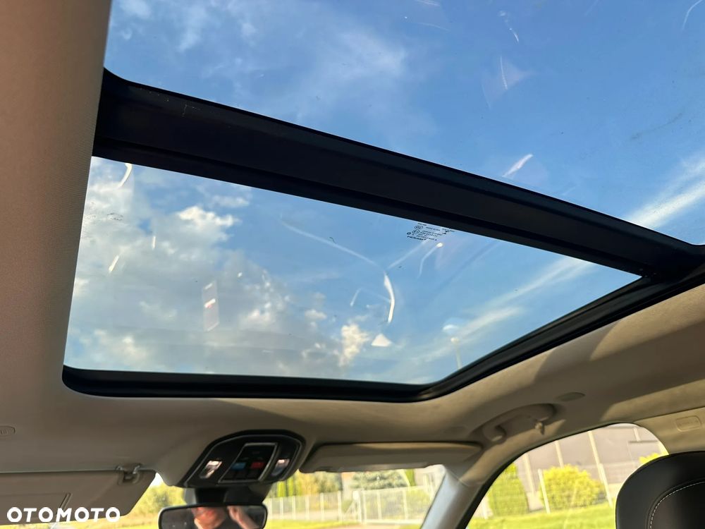 Jeep Grand Cherokee - 17