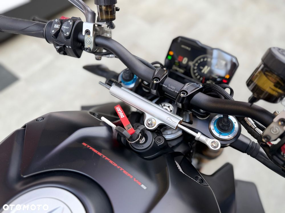 Ducati Streetfighter V4 - 11