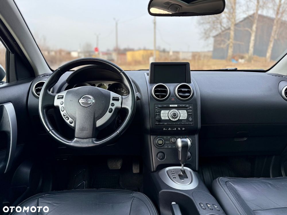 Nissan Qashqai 2.0 CVT tekna - 24