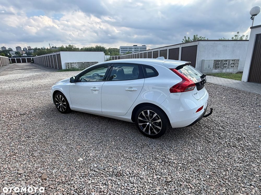 Volvo V40 T2 Drive-E Base - 13