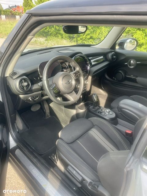 MINI Cooper SE Resolute Edition - 9