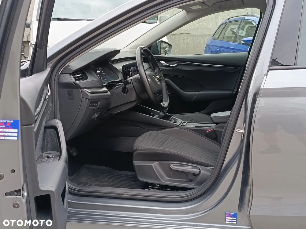 Skoda Octavia 1.5 TSI ACT Ambition - 10