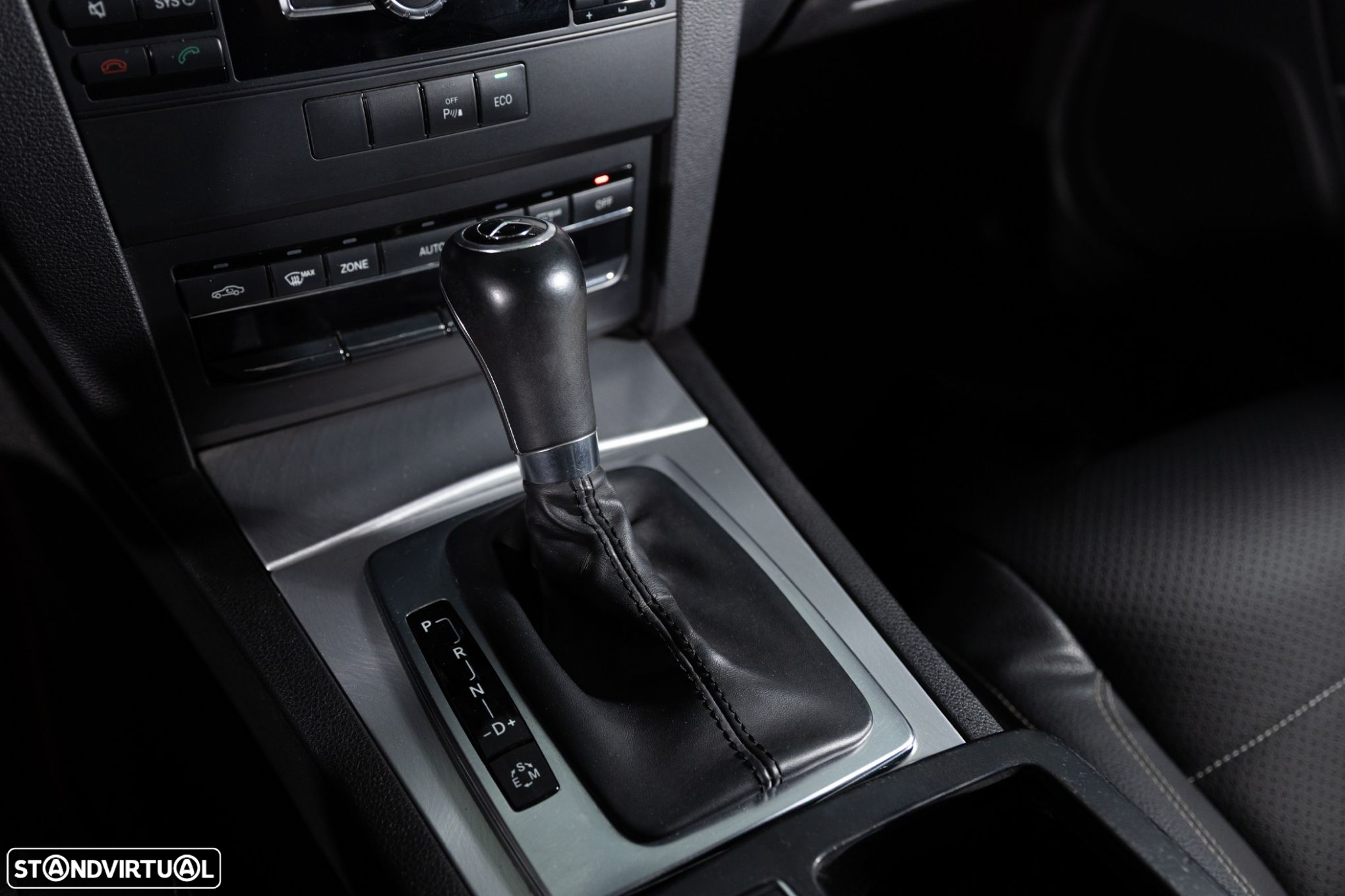 Mercedes-Benz E 250 CDi Avantgarde BE Auto. - 19