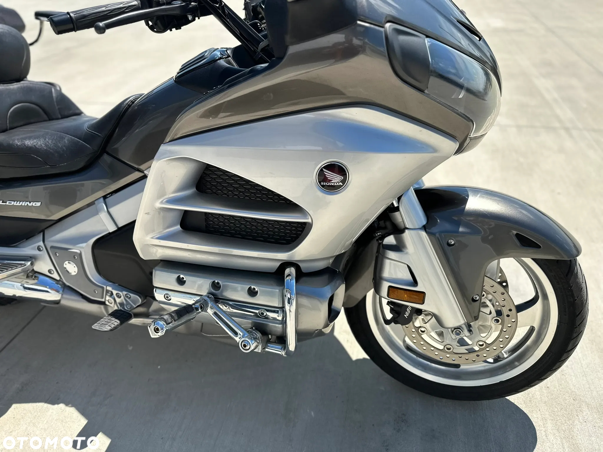 Honda GL - 12