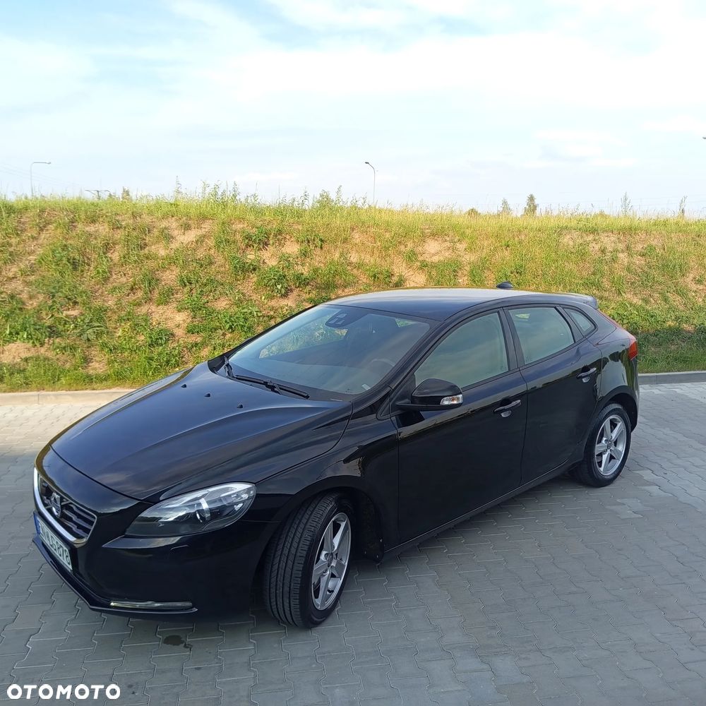 Volvo V40 D4 You - 24