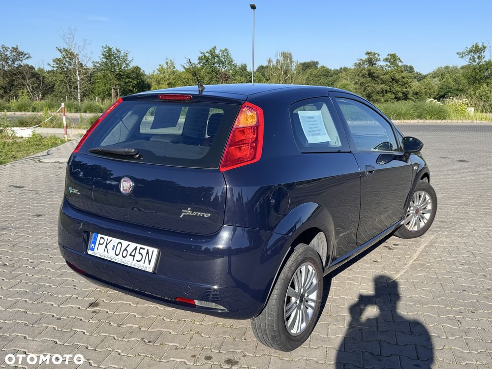 Fiat Grande Punto - 4