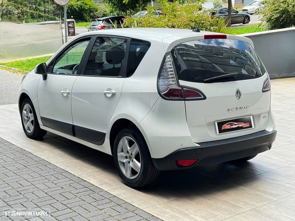 Renault Scénic dCi 110 LIMITED - 15