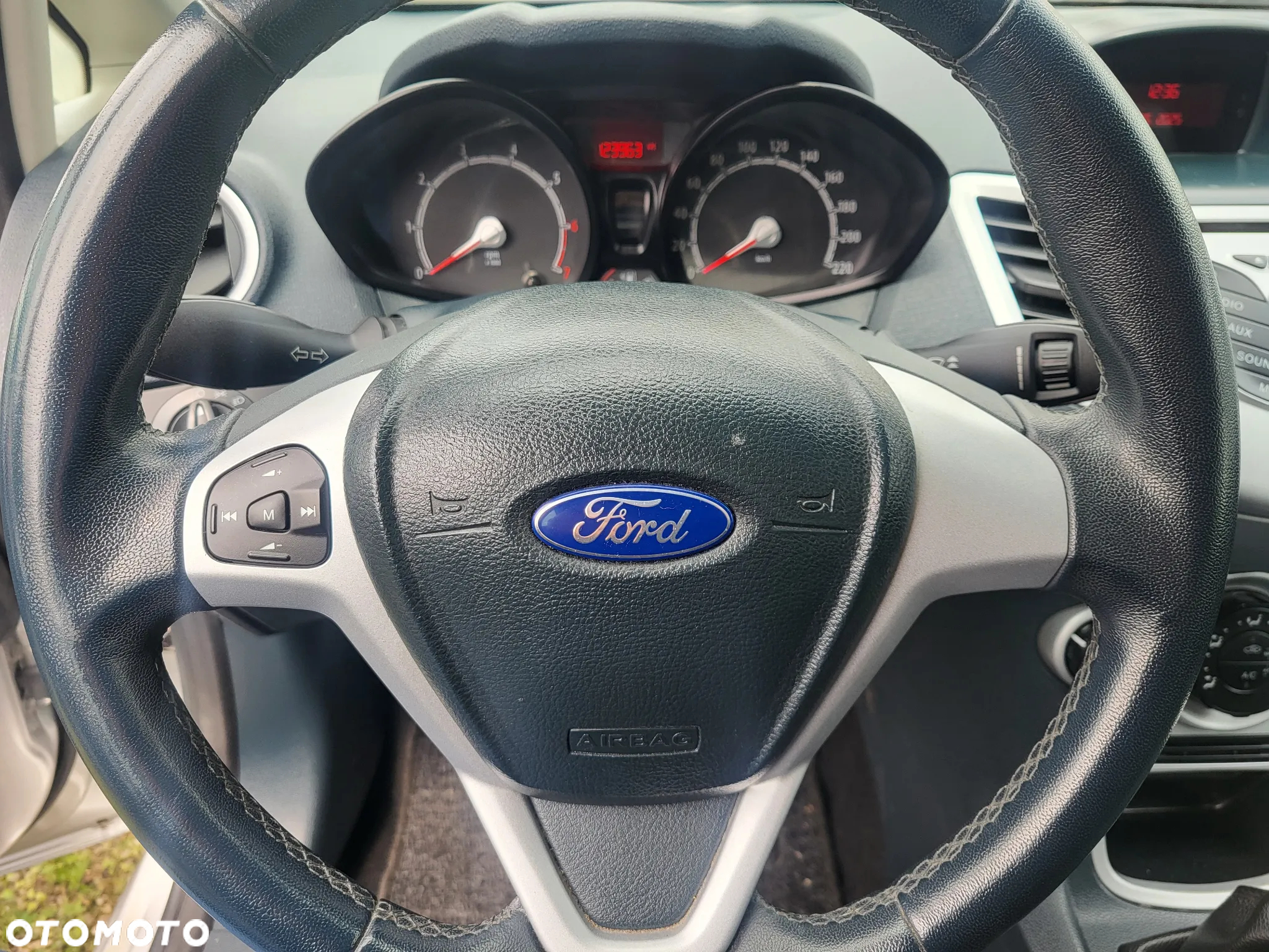 Ford Fiesta - 17