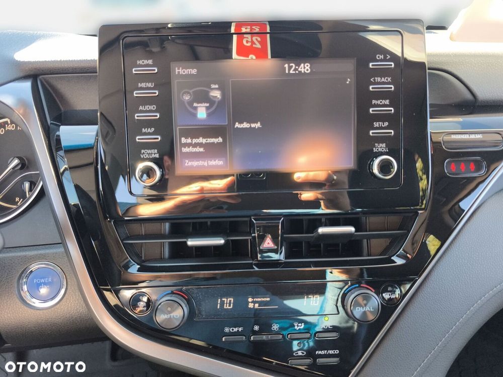 Toyota Camry 2.5 Hybrid Comfort CVT - 19