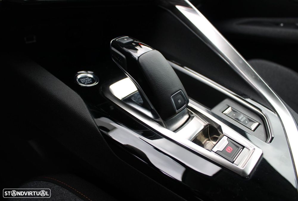 Peugeot 3008 PureTech 130 Stop & Start GPF EAT8 Active - 31